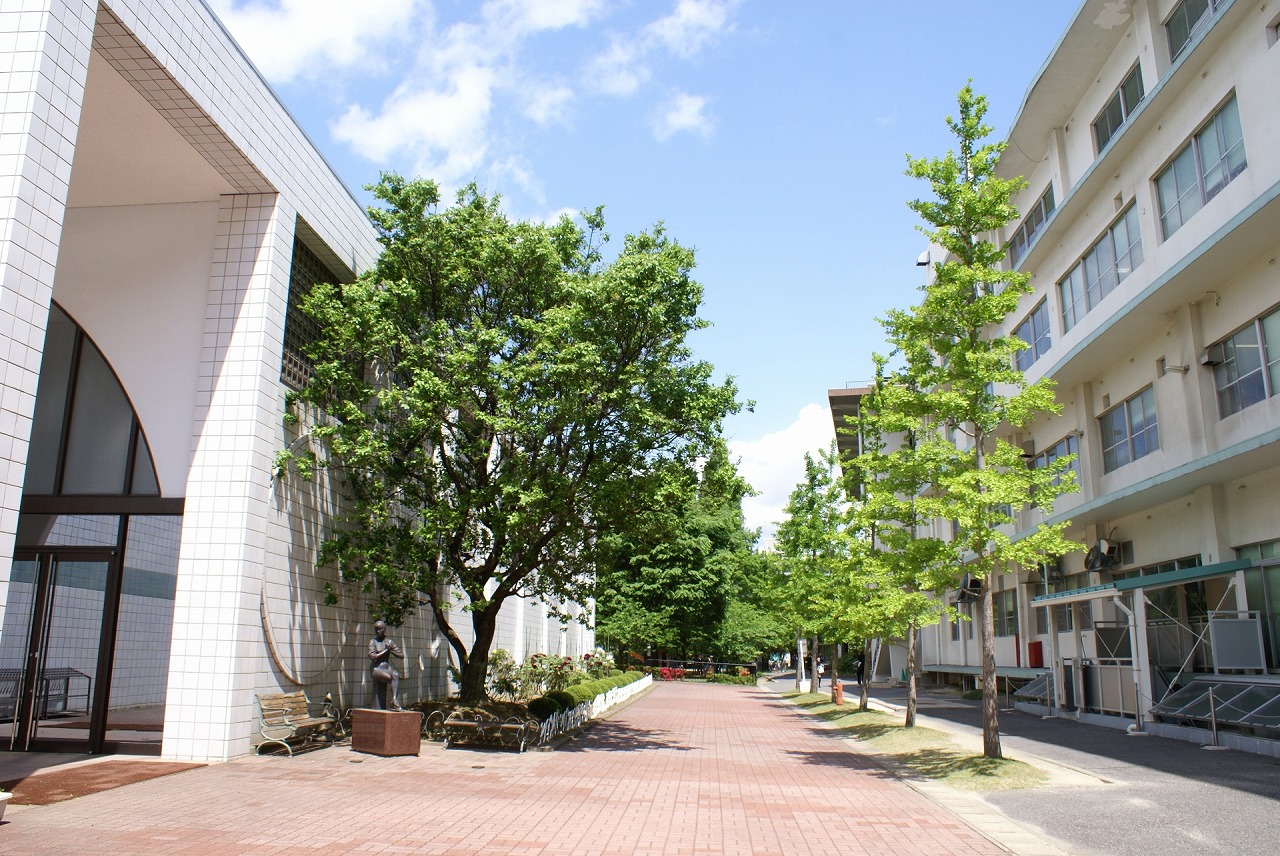 郡山女子大学